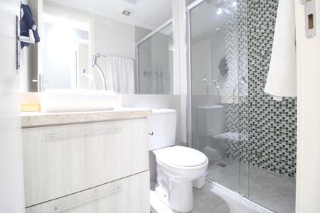 Apartamento à venda com 55m², 2 quartos e 1 vagaBanheiro Social