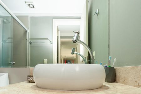 Apartamento para alugar com 55m², 2 quartos e 1 vagaBanheiro da Suíte