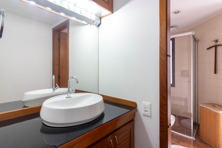 Apartamento para alugar com 70m², 1 quarto e 1 vagaBanheiro da Suíte