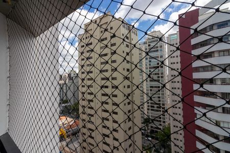 Apartamento para alugar com 70m², 1 quarto e 1 vagaSacada - Suíte