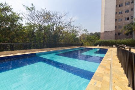 Apartamento para alugar com 54m², 3 quartos e 1 vagaÁrea comum - Piscina