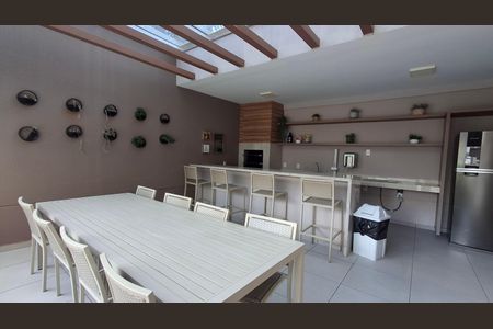 Apartamento à venda com 56m², 2 quartos e 1 vaga Apartamento à venda com 56m², 2 quartos e 1 vagaChurrasqueira