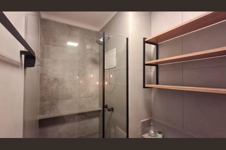 Apartamento à venda com 56m², 2 quartos e 1 vaga Apartamento à venda com 56m², 2 quartos e 1 vagaBanheiro social