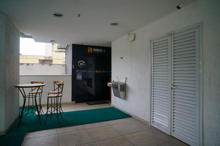 Apartamento à venda com 70m², 2 quartos e 1 vagaÁrea comum