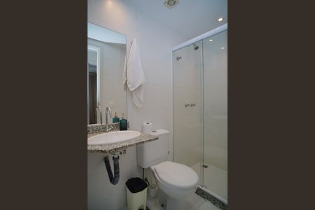 Apartamento à venda com 70m², 2 quartos e 1 vagaBanheiro Social