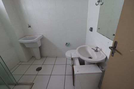 Banheiro de kitnet/studio para alugar com 1 quarto, 25m² em Jardim Paulista, Ribeirão Preto