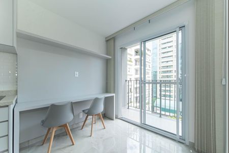Apartamento para alugar com 27m², 1 quarto e sem vagaSala/Cozinha 