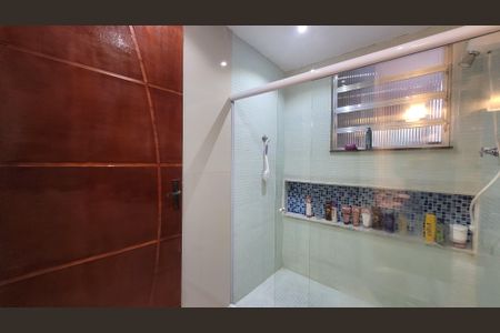 Banheiro da Sala de casa para alugar com 3 quartos, 200m² em Honório Gurgel, Rio de Janeiro