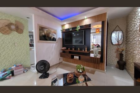 Sala de casa para alugar com 3 quartos, 200m² em Honório Gurgel, Rio de Janeiro