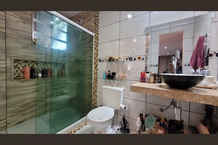 Casa para alugar com 200m², 3 quartos e 1 vaga Casa para alugar com 200m², 3 quartos e 1 vagaBanheiro da Suíte