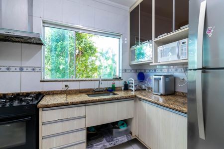 Casa à venda com 230m², 3 quartos e 3 vagas Casa à venda com 230m², 3 quartos e 3 vagasCozinha