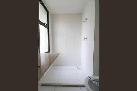 Apartamento para alugar com 205m², 4 quartos e 3 vagas Apartamento para alugar com 205m², 4 quartos e 3 vagasBanheiro da Suíte 2