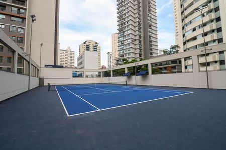 Apartamento para alugar com 205m², 4 quartos e 3 vagas