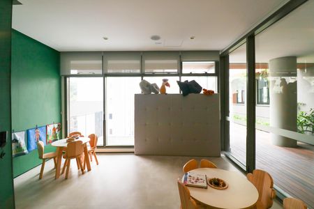 Apartamento para alugar com 205m², 4 quartos e 3 vagas