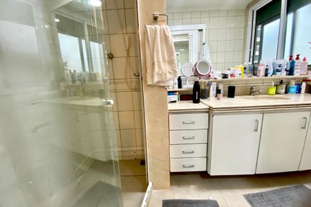 Suite  de apartamento para alugar com 3 quartos, 106m² em Leblon, Rio de Janeiro