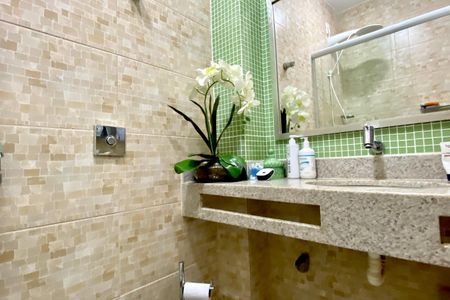 Apartamento para alugar com 106m², 2 quartos e 1 vagaBanheiro social 