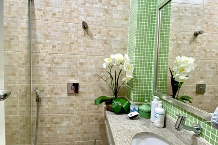 Apartamento para alugar com 106m², 2 quartos e 1 vagaBanheiro social 