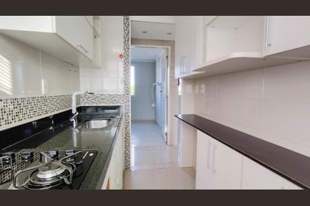 Cozinha  de apartamento para alugar com 2 quartos, 58m² em Cidade Boa Vista, Suzano