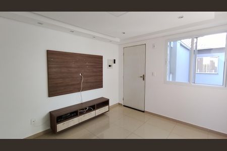 Sala de apartamento para alugar com 2 quartos, 58m² em Cidade Boa Vista, Suzano