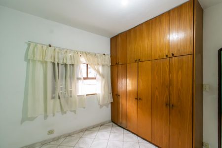 Casa à venda com 347m², 5 quartos e 8 vagasQuarto 3