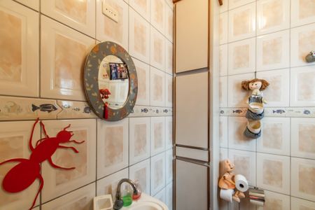 Casa à venda com 347m², 5 quartos e 8 vagasLavabo