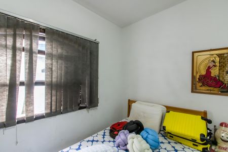 Casa à venda com 347m², 5 quartos e 8 vagasQuarto 2