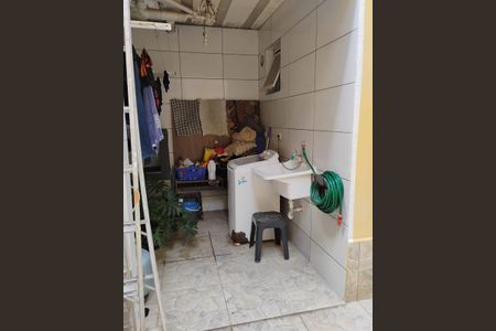 Casa à venda com 180m², 3 quartos e 2 vagasSegundo imóvel