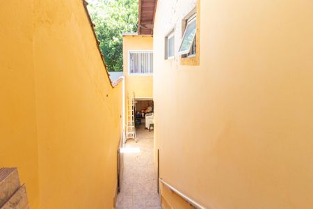 Casa à venda com 180m², 3 quartos e 2 vagas Casa à venda com 180m², 3 quartos e 2 vagasSegundo imóvel