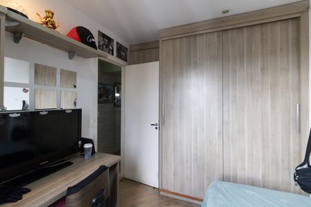Apartamento à venda com 80m², 3 quartos e 2 vagasQuarto 2