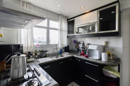 Apartamento à venda com 80m², 3 quartos e 2 vagasCozinha 