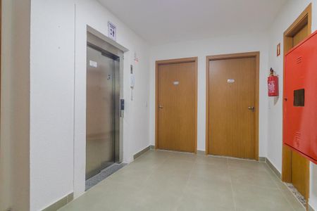 Apartamento à venda com 57m², 2 quartos e 1 vaga