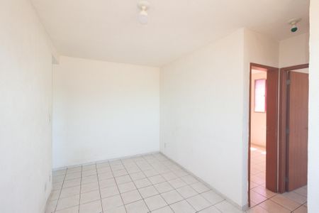 Sala de apartamento para alugar com 2 quartos, 600m² em Paciência, Rio de Janeiro