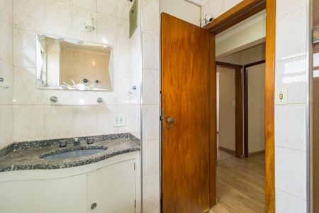 Apartamento para alugar com 95m², 2 quartos e sem vagaBanheiro