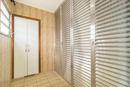 Apartamento para alugar com 95m², 2 quartos e sem vagaDespensa - Área de Serviço