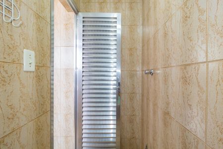 Apartamento para alugar com 95m², 2 quartos e sem vagaBanheiro - Área de Serviço