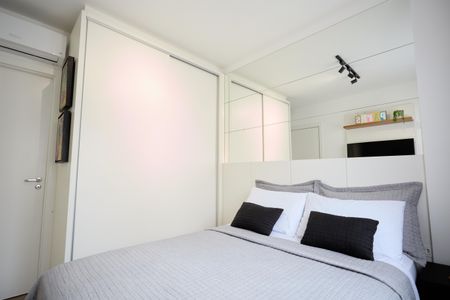 Suíte 1 de apartamento para alugar com 1 quarto, 40m² em Bigorrilho, Curitiba