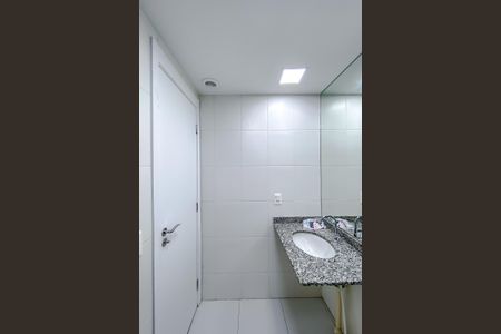 Apartamento para alugar com 37m², 1 quarto e sem vagaBanheiro da Suíte