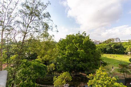 Apartamento à venda com 75m², 3 quartos e 1 vaga Apartamento à venda com 75m², 3 quartos e 1 vagaVista Varanda