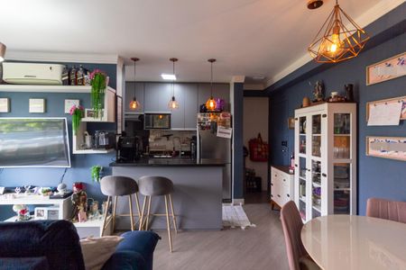 Sala de apartamento à venda com 3 quartos, 75m² em Vila Castelo, São Paulo