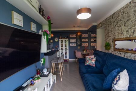 Apartamento à venda com 75m², 3 quartos e 1 vaga Apartamento à venda com 75m², 3 quartos e 1 vagaSala