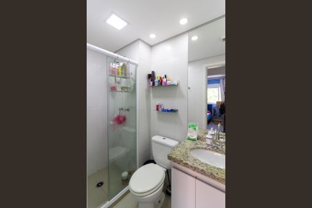 Apartamento à venda com 75m², 3 quartos e 1 vaga Apartamento à venda com 75m², 3 quartos e 1 vagaBanheiro Social