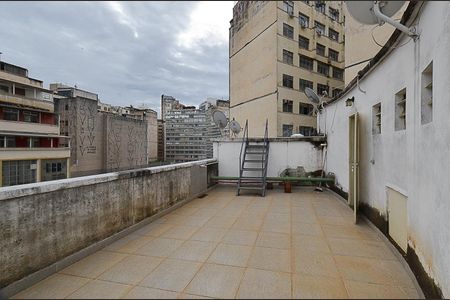 Apartamento à venda com 129m², 3 quartos e sem vagaÁrea comum 