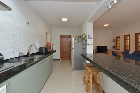 Apartamento à venda com 129m², 3 quartos e sem vagaCozinha