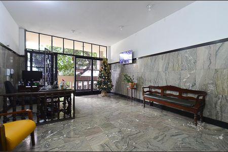 Apartamento à venda com 129m², 3 quartos e sem vagaHall de entrada