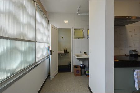 Apartamento à venda com 129m², 3 quartos e sem vagaÁrea de Serviço