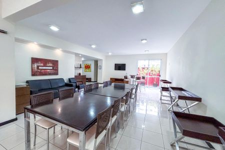 Apartamento para alugar com 67m², 2 quartos e 2 vagas