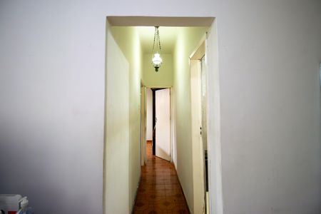 Apartamento à venda com 75m², 2 quartos e sem vaga Apartamento à venda com 75m², 2 quartos e sem vagaBanheiro Corredor
