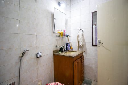 Apartamento à venda com 75m², 2 quartos e sem vaga Apartamento à venda com 75m², 2 quartos e sem vagaBanheiro