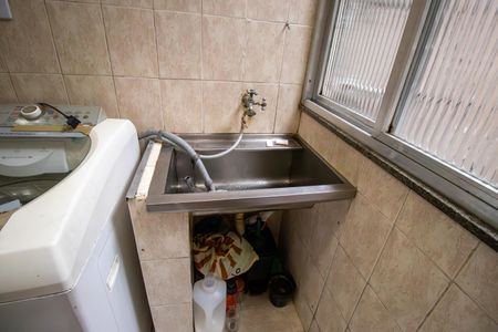 Apartamento à venda com 75m², 2 quartos e sem vaga Apartamento à venda com 75m², 2 quartos e sem vagaCozinha