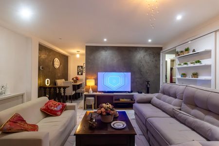 Casa para alugar com 5 quartos, 175m² em Jardim Samambaia, Praia Grande